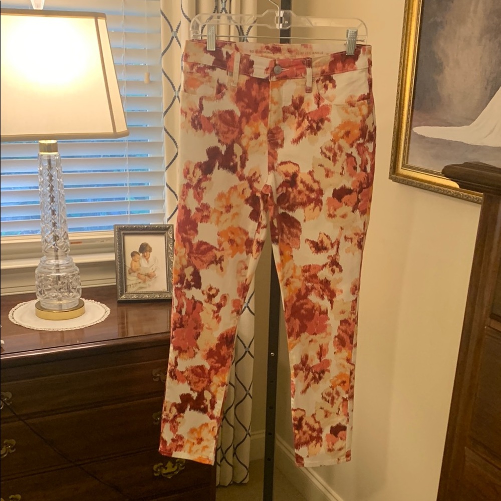 Chico's So Slimming Girlfriend Slim Leg Ankle Jeans US 2, Chico’s 00R.